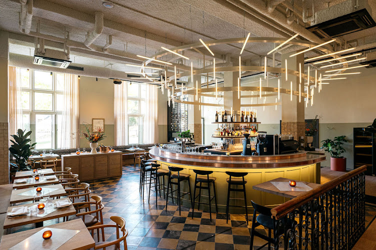Bistro Francis