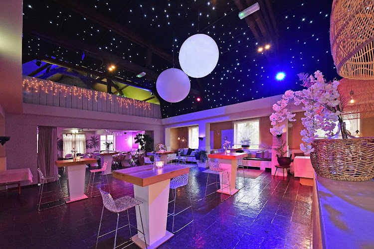Hoeve De Aar BV Bowling- & Partijcentrum