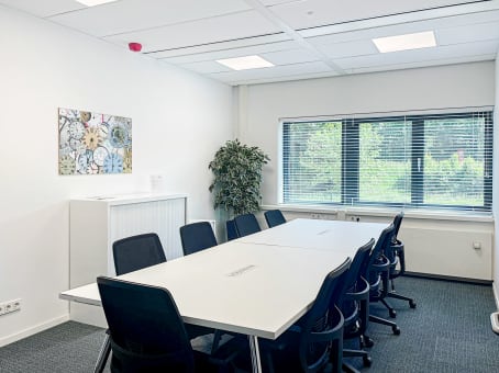 Regus - Breda, Lage Mosten A16