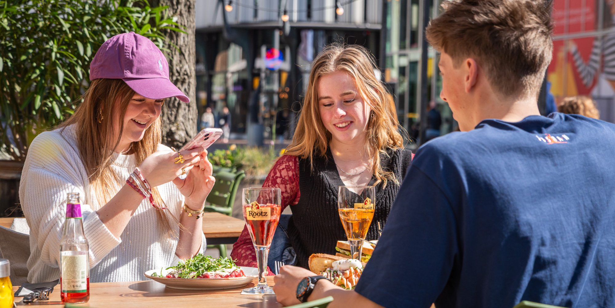 Café Restaurant Rootz