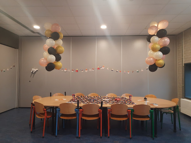 Multifunctional Center De Plataan