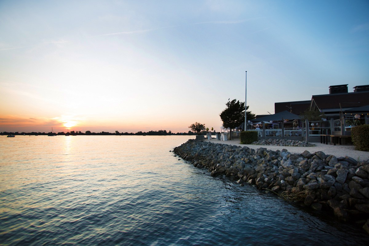 Restaurant On The Rock Aalsmeer