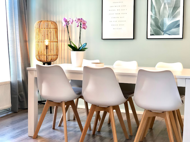 Ava Meeting Space