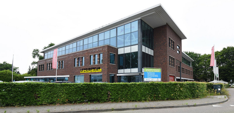 LeisureTeam