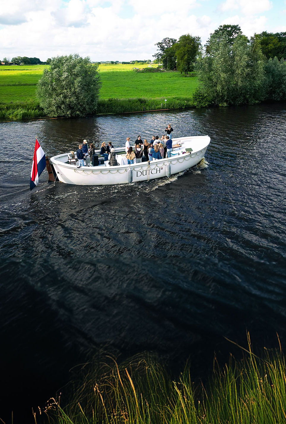 Dutch Biz Bar Boat Ballooning