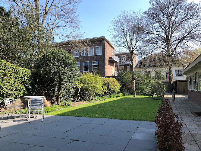 Quinton House