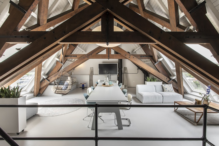 Kompastoren Mijdrecht | Industriële locatie | vergaderen, trainen, meetings