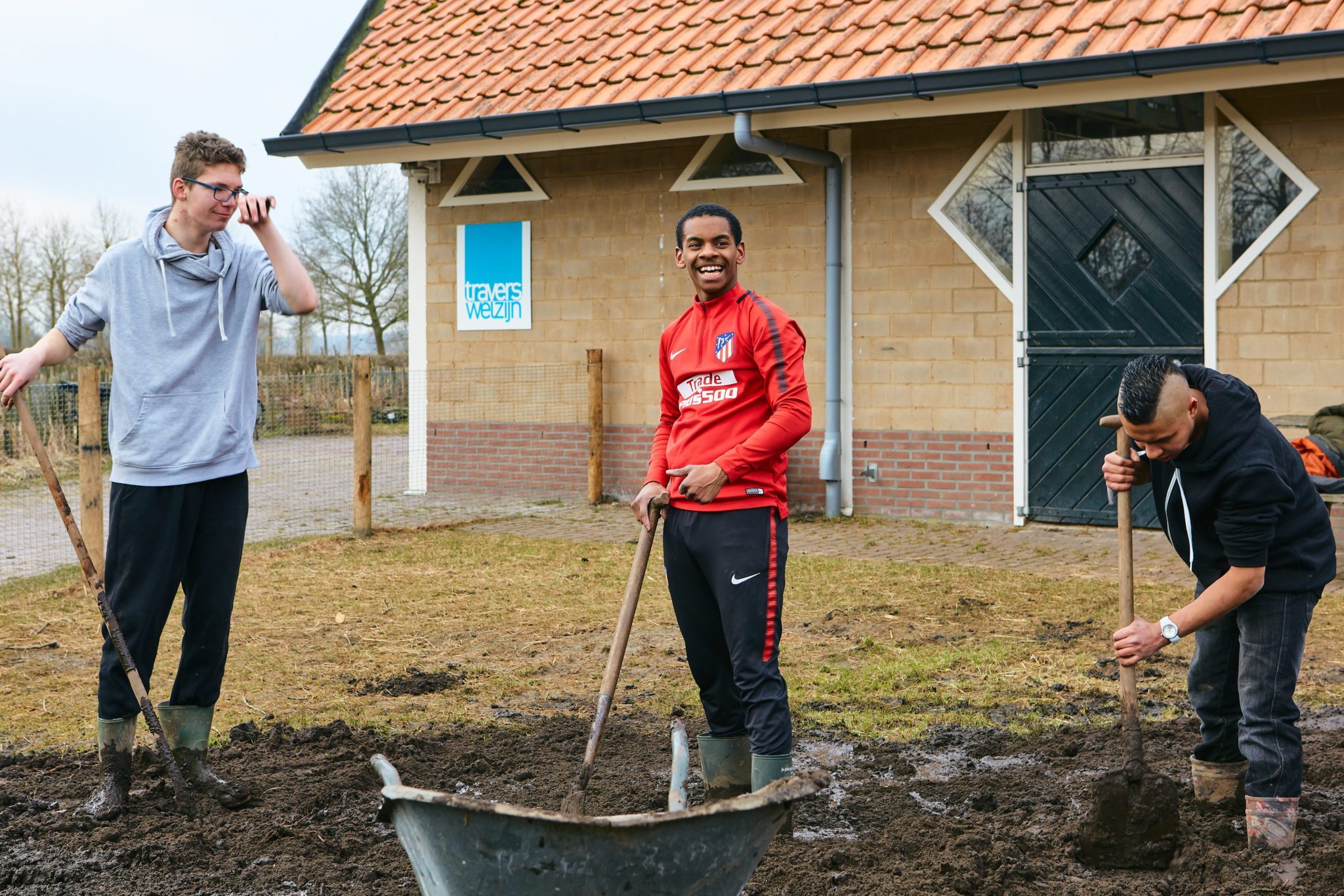 Wijkboerderij de schellerhoeve, Travers Welzijn
