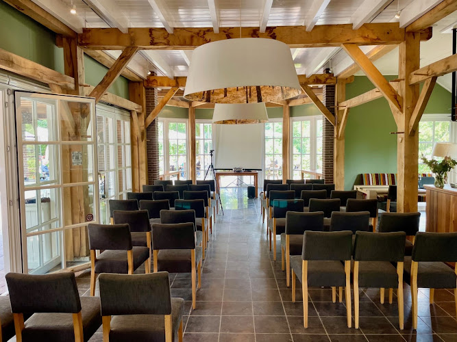 Wauw: vergaderen in Twente / Overijssel by Outdoors
