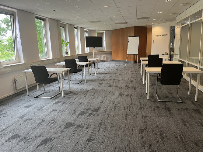 OF-US Assen - kantoor, vergaderzaal & spreekruimte verhuur