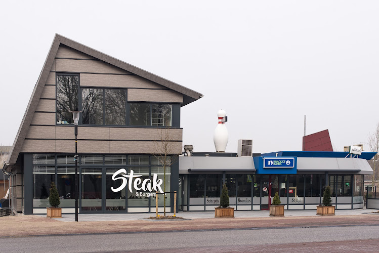 De Dikke Draai | Surhuisterveen | Restaurant | Bowling | Zalen | Cafetaria