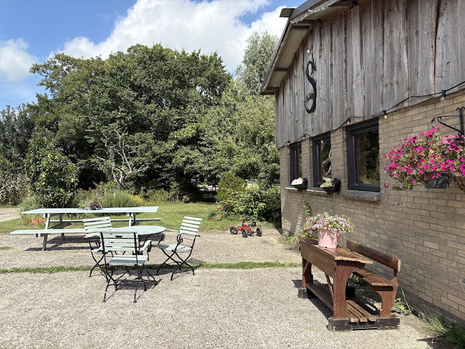 Stadsboerderij & Camping De Sibbe - Kamperen, Trouwen, Vergaderen en Vieren