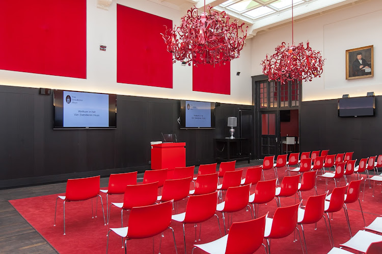 De Plek - locatie Het Oude Raadhuis (voorheen van Swinderen Huys)